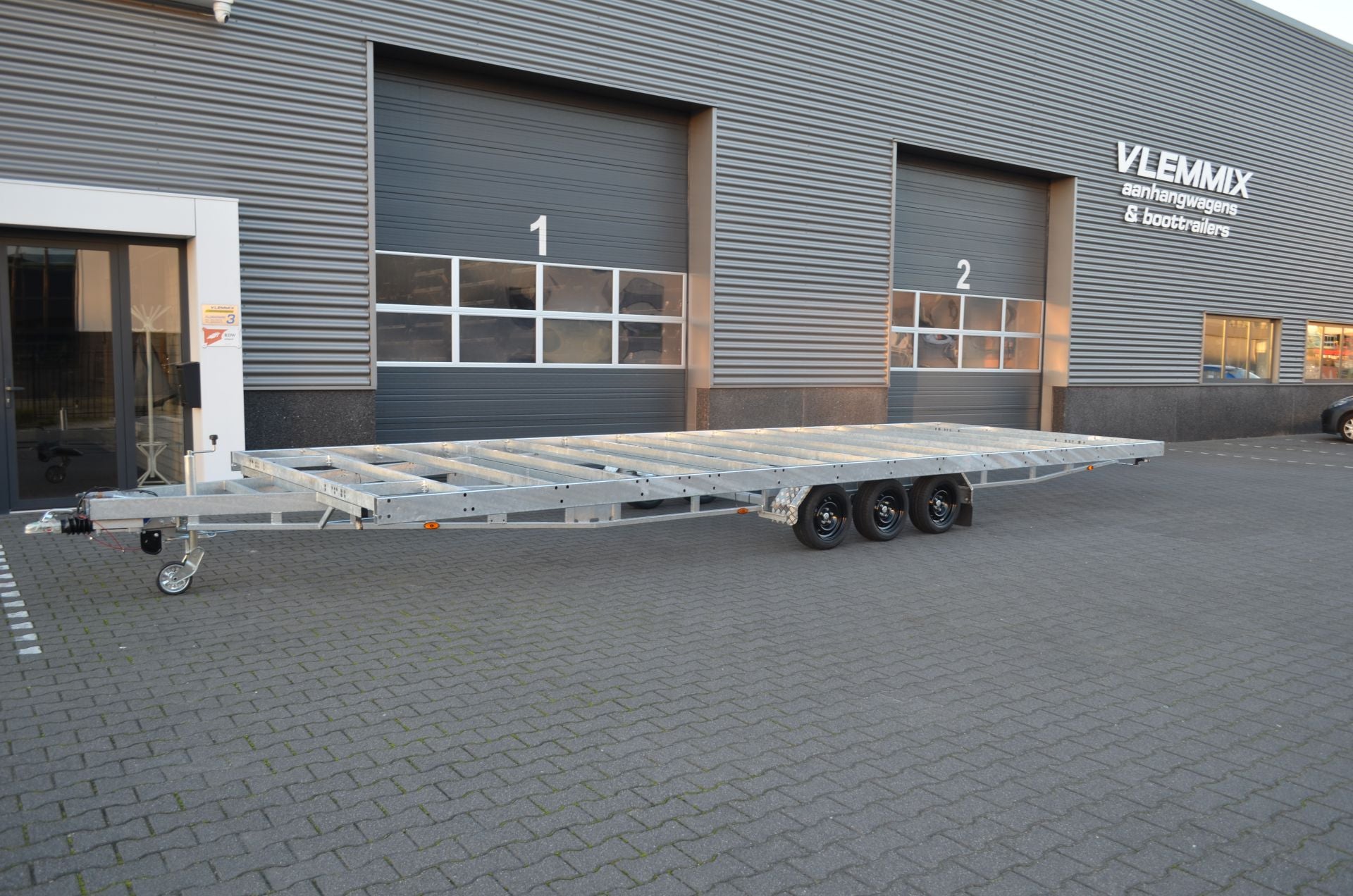 Remolque Desmontable 8,4 x 2,9 m - 2880 Kg