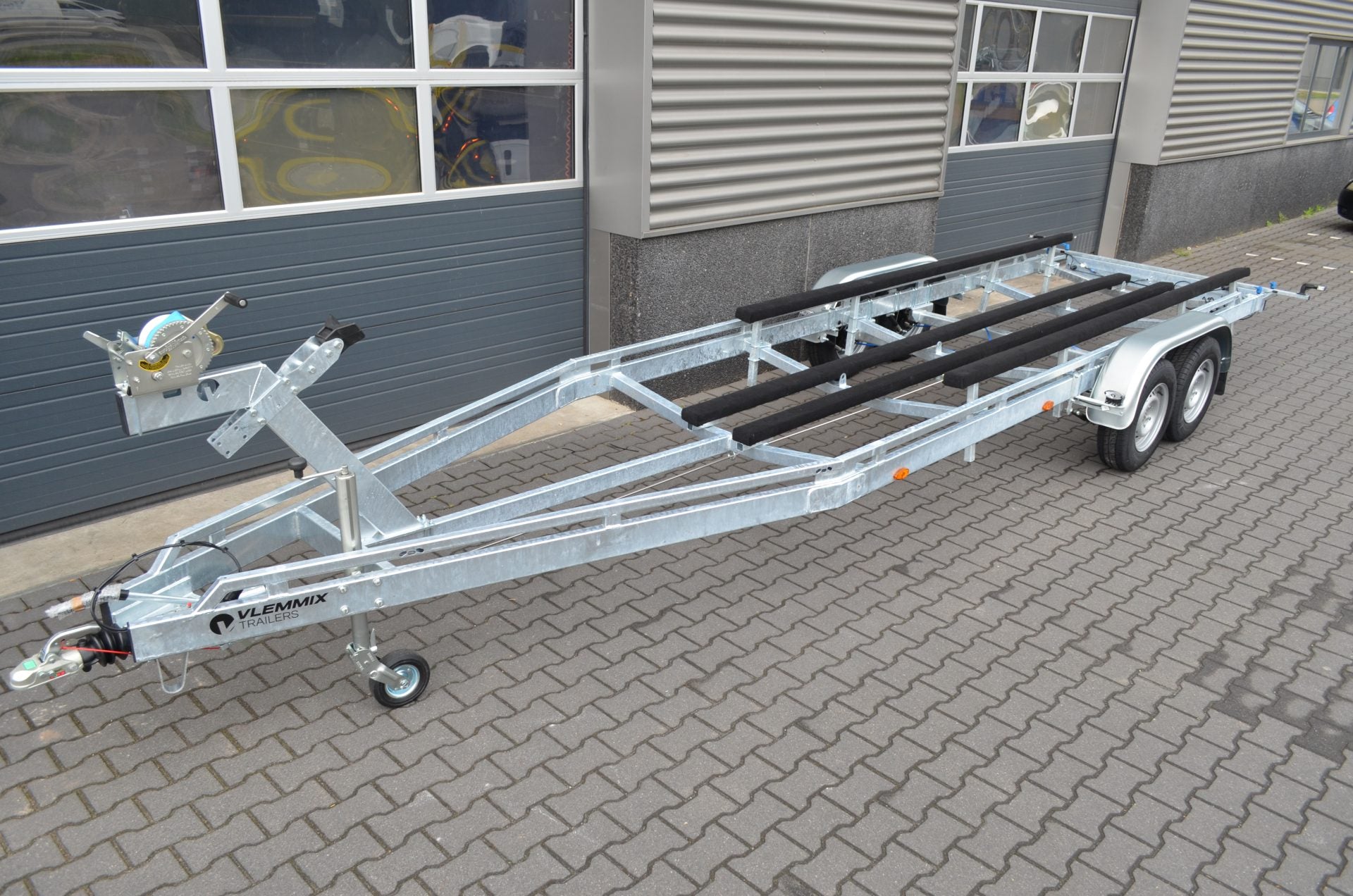 Remolque Náutico Patines 7,80 x 2,25 m - 2880 Kg - 2 ejes