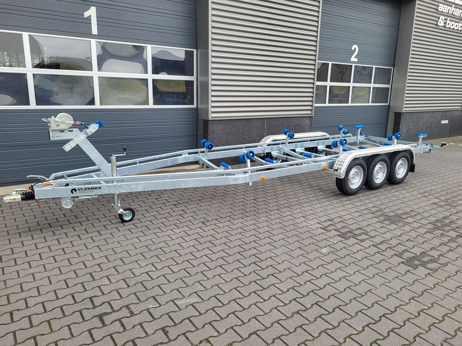Remolque Barco 7,80 x 2,25 m - 2760 Kg - 3 ejes