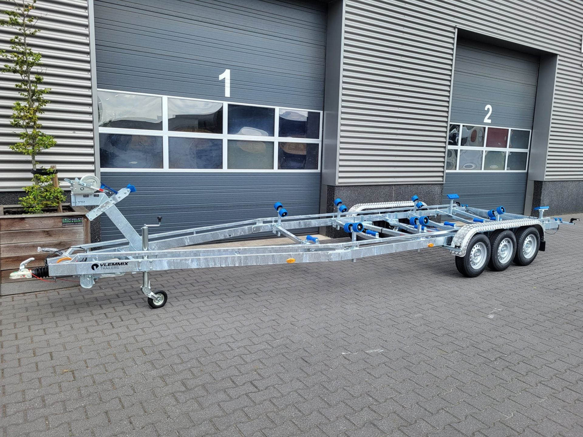Remolque Barco 8,40 x 2,55 m - 2740 Kg - 3 ejes
