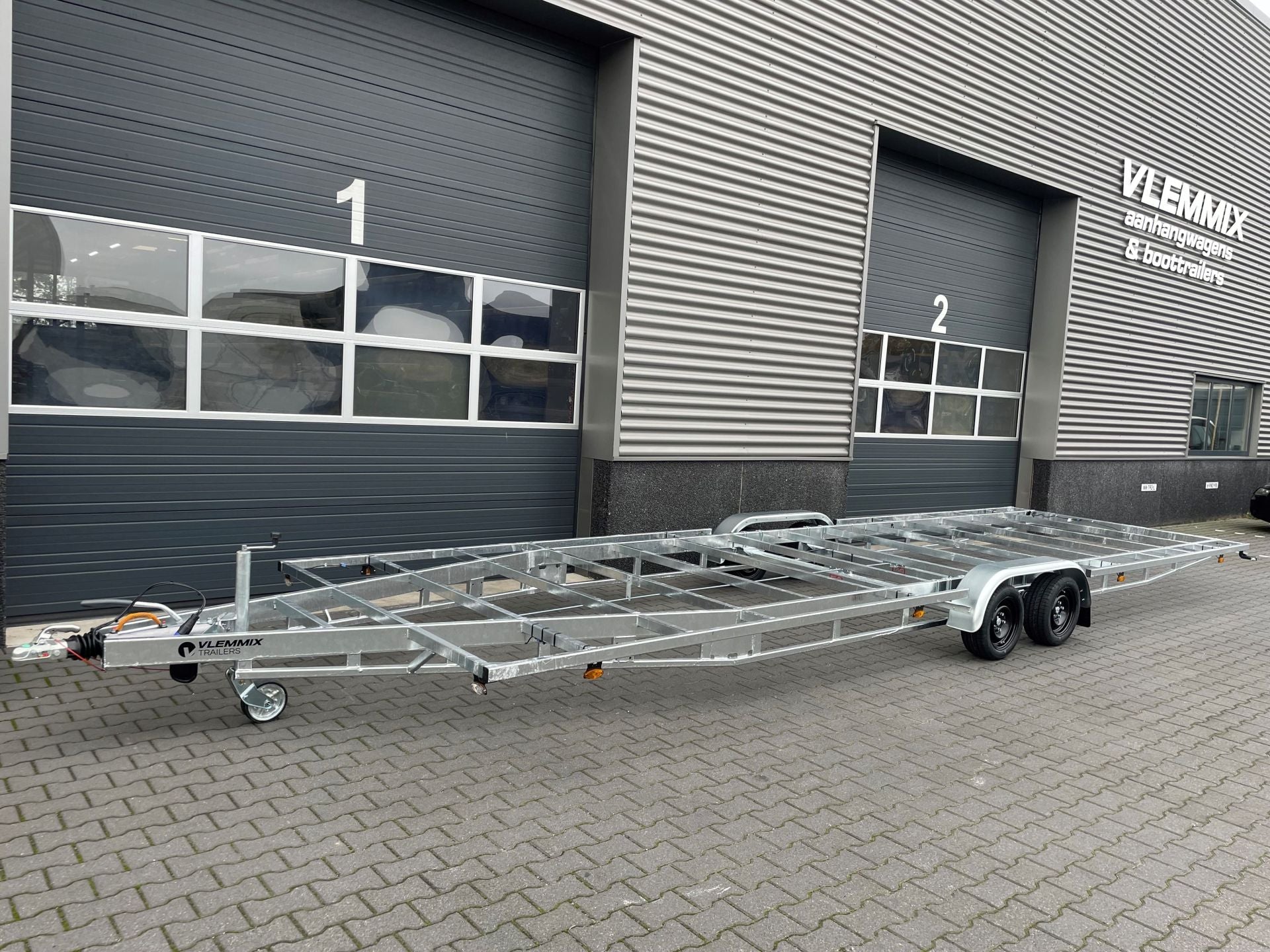 Remolque Tiny House Clásico 8,4 x 2,44 m - 2800 Kg