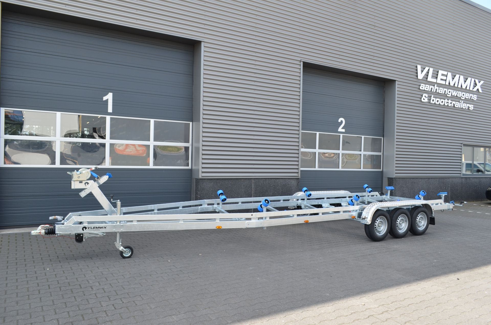 Remolque Barco 9,20 x 2,55 m - 2760 Kg - 3 ejes