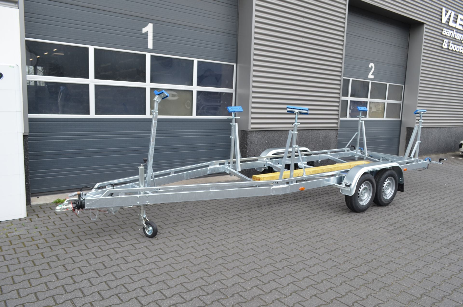 Remolque Velero 7,00 x 2,25 m - 2190 Kg - 2 ejes