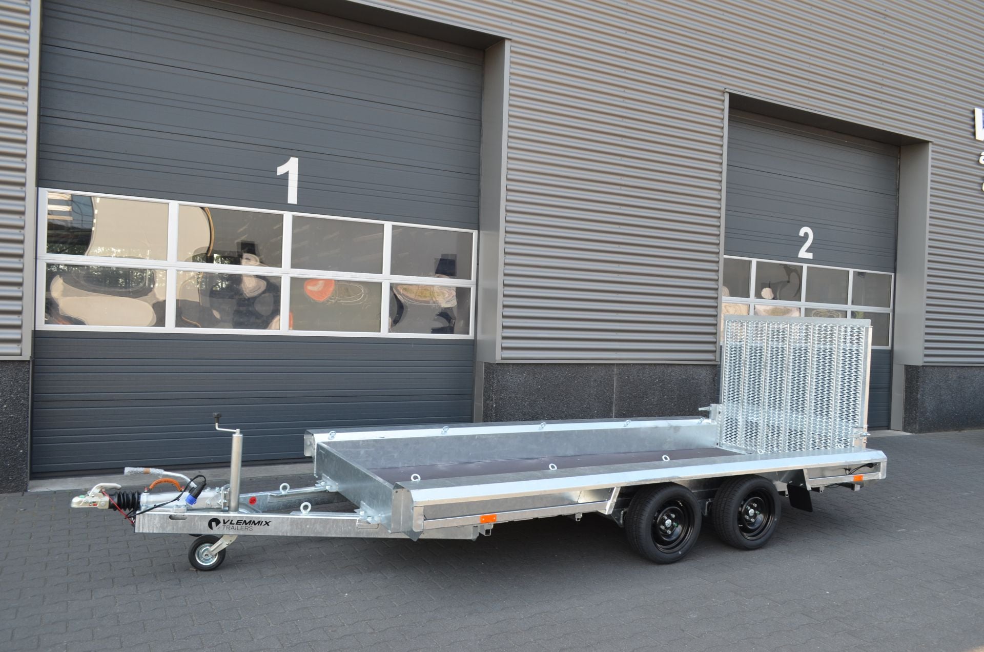 CARGO TRAILER E 