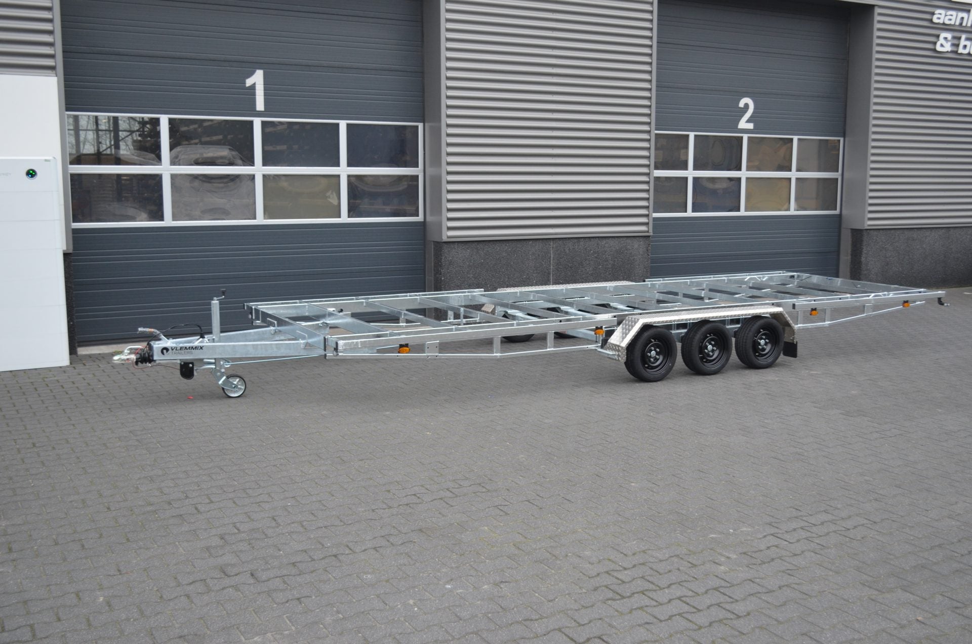 Remolque Tiny House Plataforma 7,2 x 2,44 m - 2810 Kg